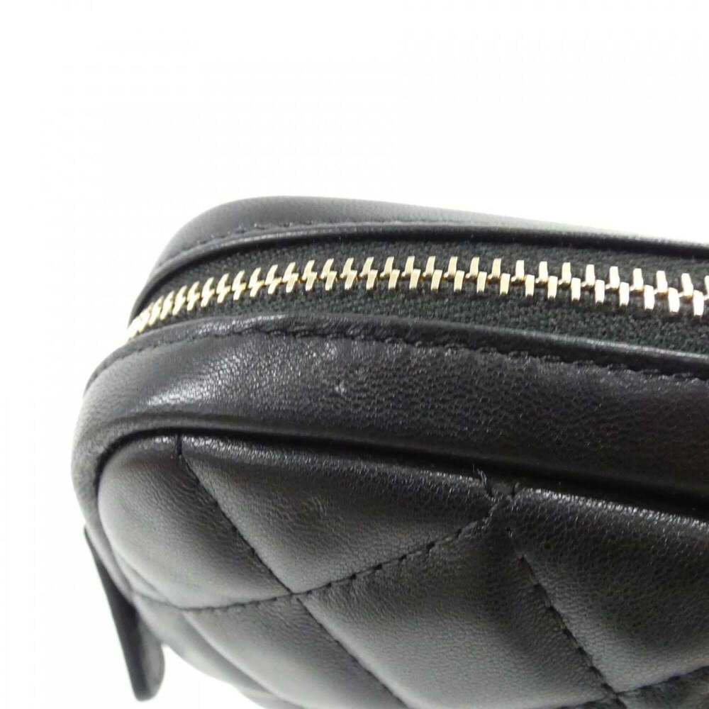CHANEL Black Pouch - Picture 6 of 8